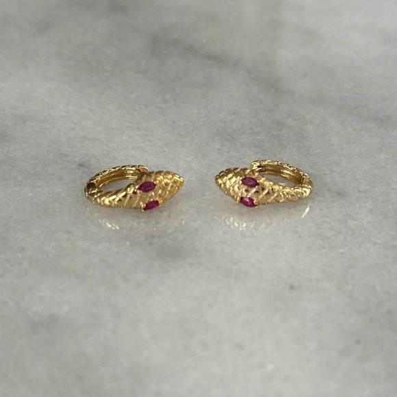 Modest Lu Jewelry - Good Snake Huggie Hoop Earrings Pink Crystal 

Brand New
